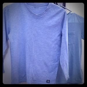 2 GAP boys tees